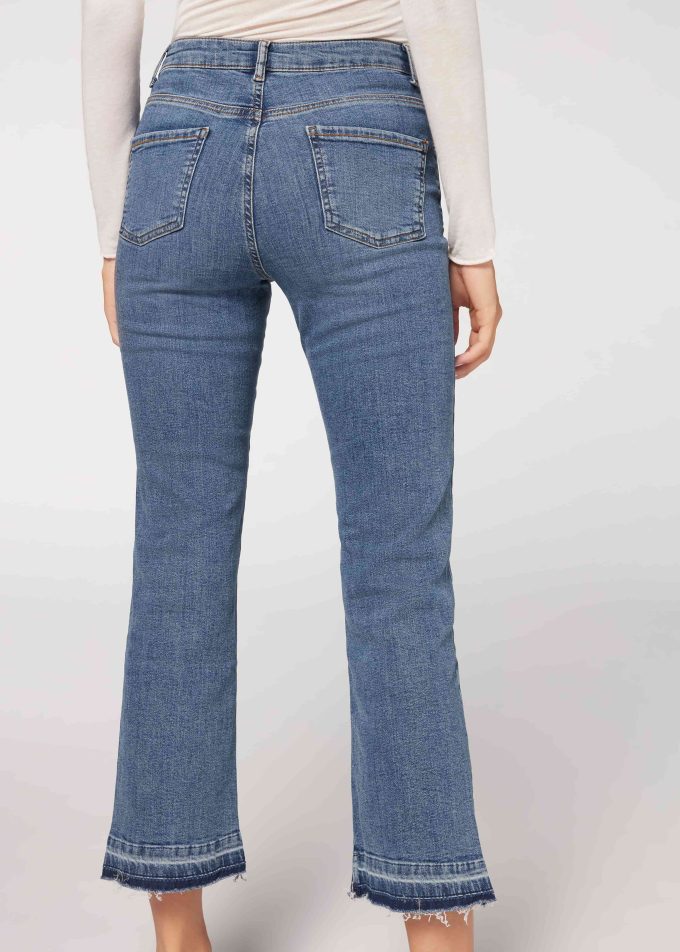Cropped Flare Jeans