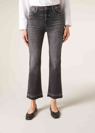 Cropped Flared Jeans