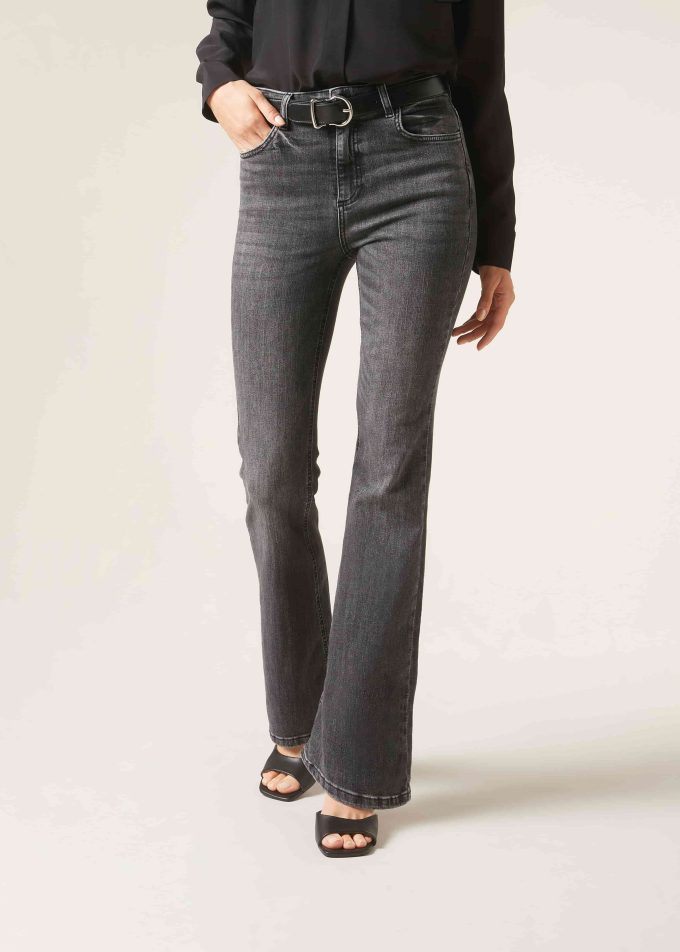 Flared Stretch Jeans