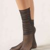 Gathered Sheer Socks