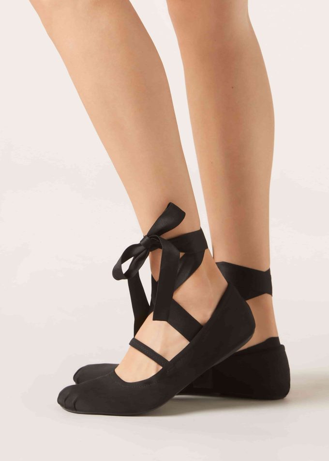 Invisible Socks with Ribbon