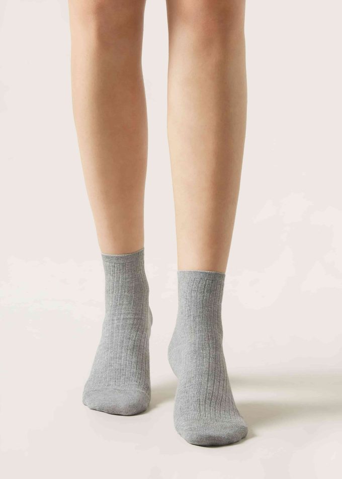 Ribbed Short Socks