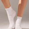 Seamless Short Socks with Linen