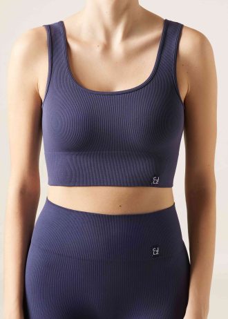 Seamless Sports Top