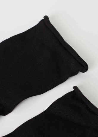 Short Lisle Socks with Raw Cut Cuffs