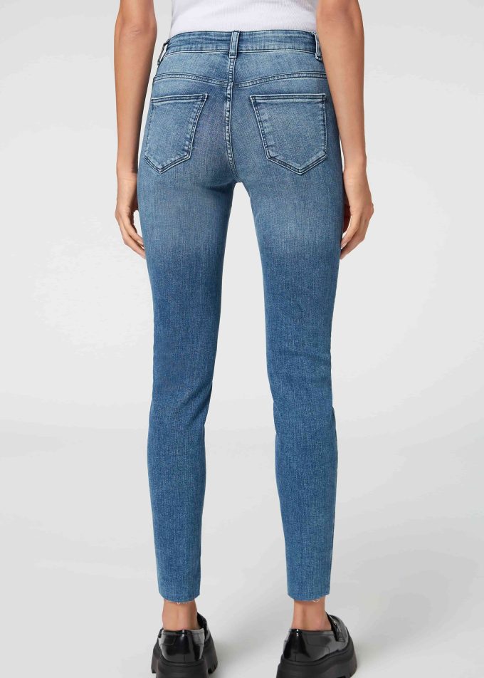 Super-Skinny Jeans with Buttons Super-Skinny Jeans with Buttons