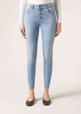 Super-Skinny Jeans with Buttons