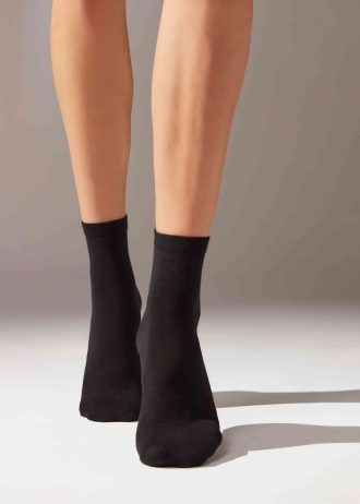 Trim Detail Short Socks